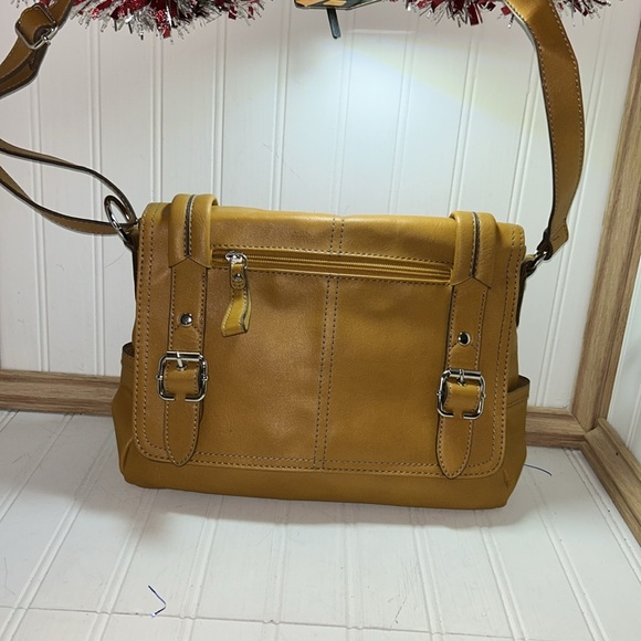 Relic mustard yellow messenger bag - Picture 1 of 13